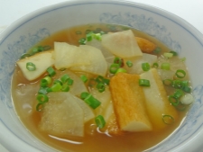 「上揚半」と大根の韓国風スープ